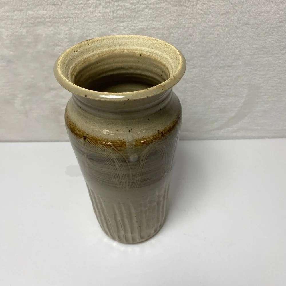 Stoneware Signed Vase Beige‎ Earthy Glaze Textured Vertical Lines Art Pottery
